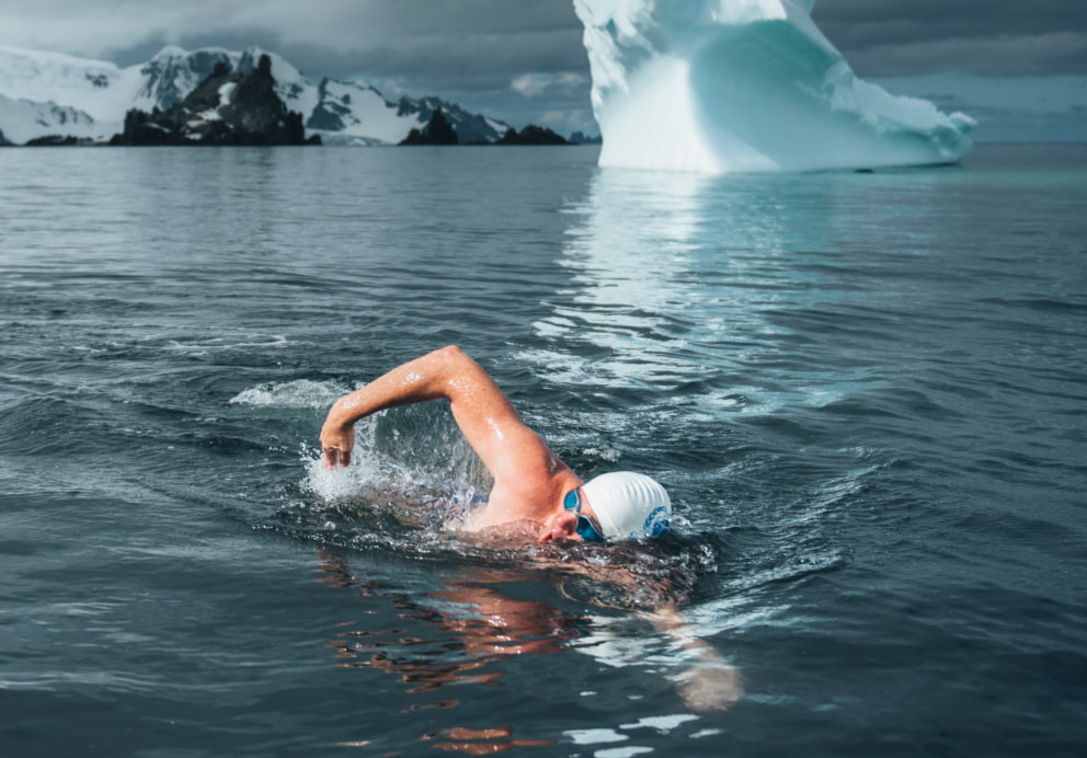 triathalon-swimmer